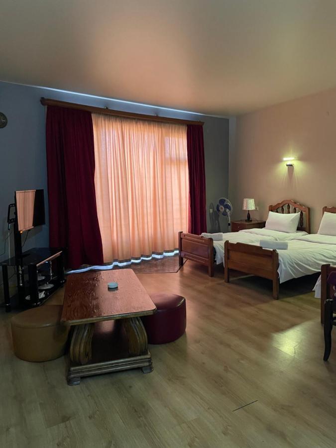 Hotel Era 第比利斯 外观 照片
